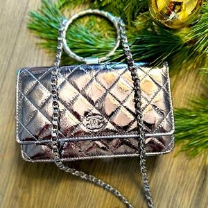 **SOLD**Offering a rare runway beauty…Chanel Circular Wallet on Chain (WOC)!